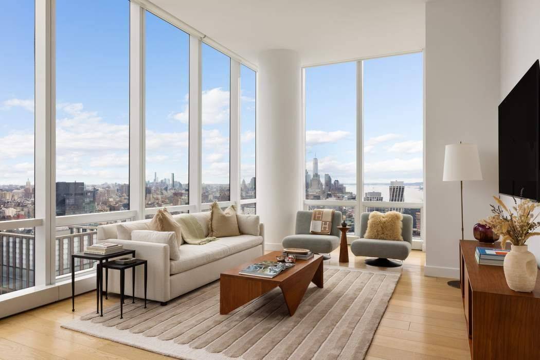 The Most Magnificent 2 Bedroom at 15 Hudson Yards Set within the A line, widely regarded as the building s premier two bedroom layout, the residence is further distinguished by ...
