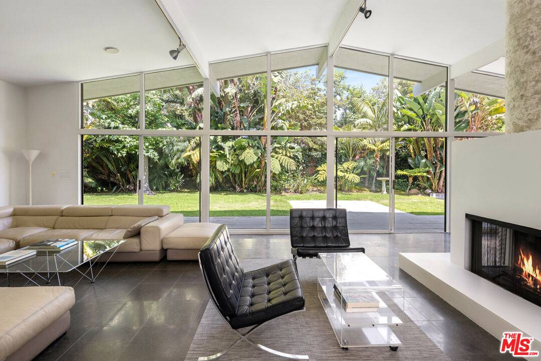 30611 Las Estrellas Dr 4BR Malibu La