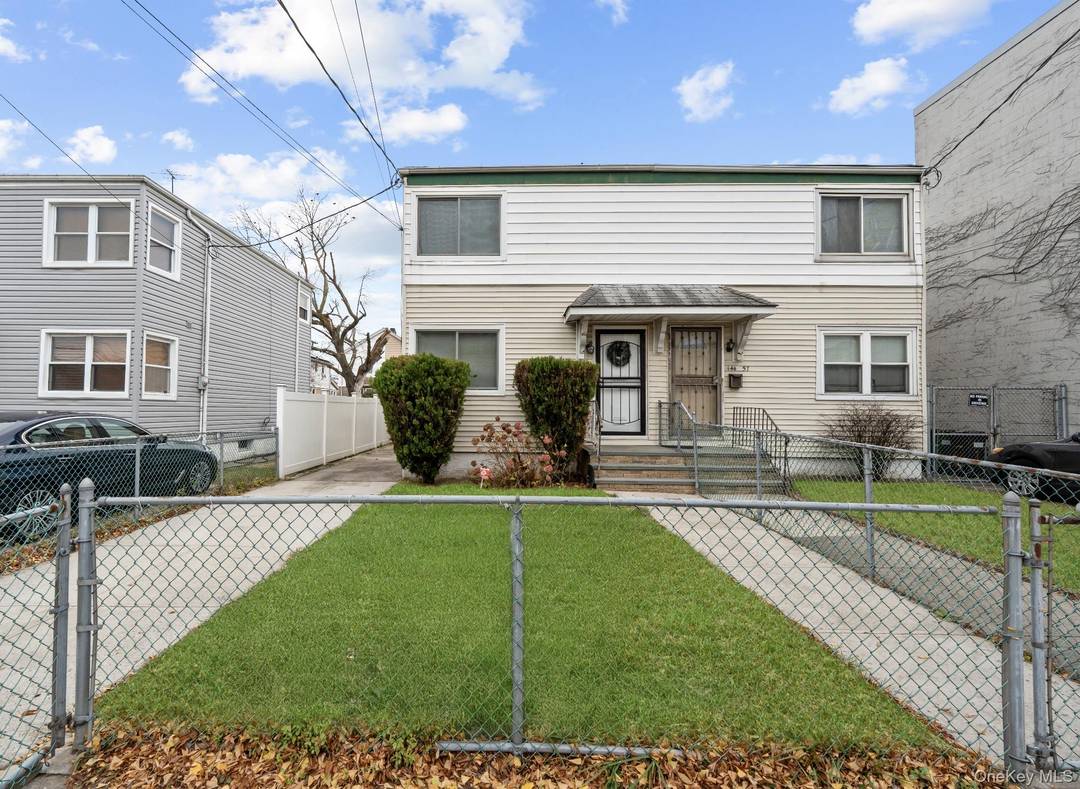 Welcome to 144 55 157th Street a well kept, move in ready 2 bedroom home in the heart of Springfield Gardens.