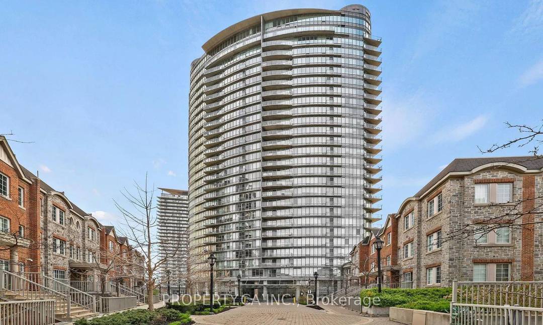 Spacious 1 bedroom condo at 15 Windermere Avenue, fully furnished.