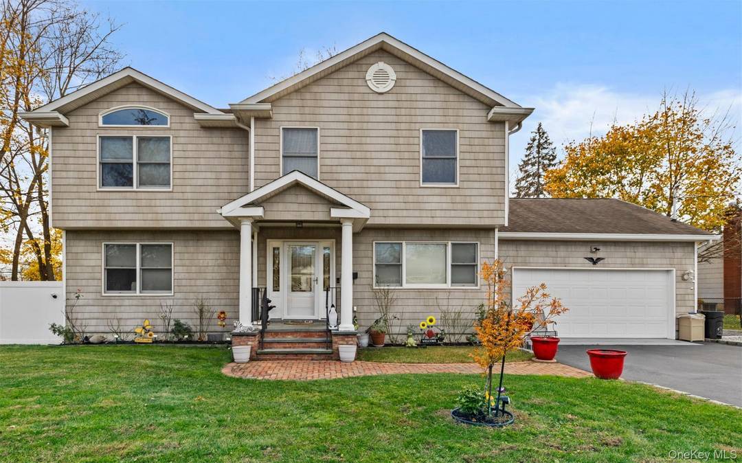 Don't miss out on this updated diamond Colonial located at 2 Smith St in Deer Park featuring four bedrooms and three full baths.