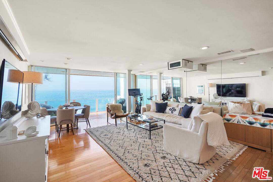 20456 Pacific Coast Hwy 3BR Malibu La