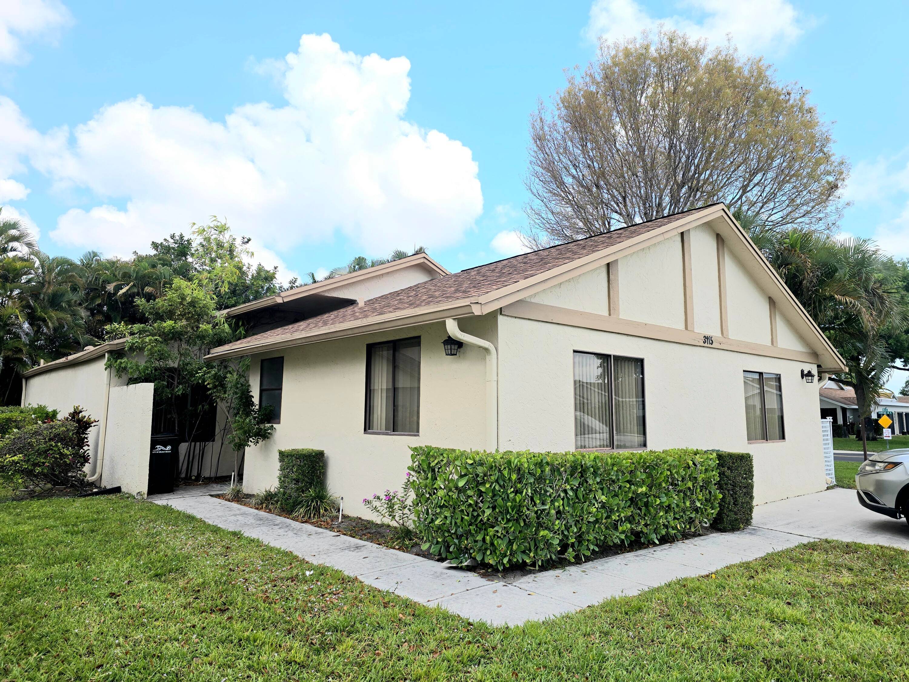 Welcome to the stunning Rainberry Bay, Just moments from Atlantic Ave's vibrant dining, shopping, and beach scene, this community offers unmatched amenities, including multiple pools, tennis and pickleball courts, a ...