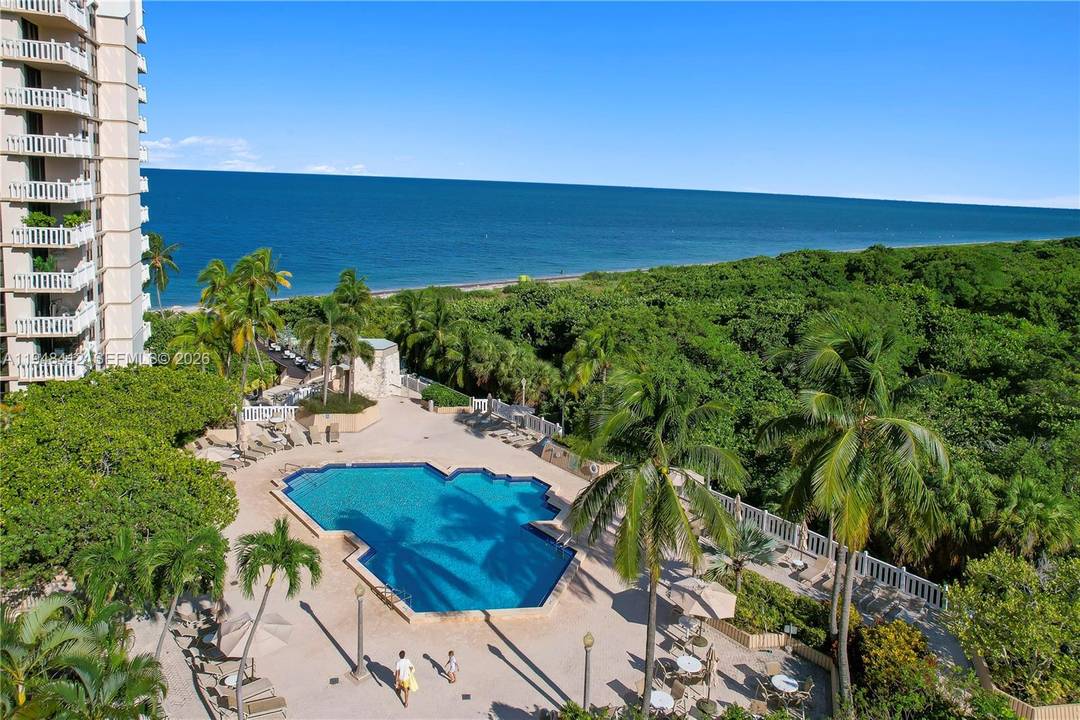 Enjoy island living at its finest in this residence at The Towers of Key Biscayne, located at 1121 Crandon Blvd.