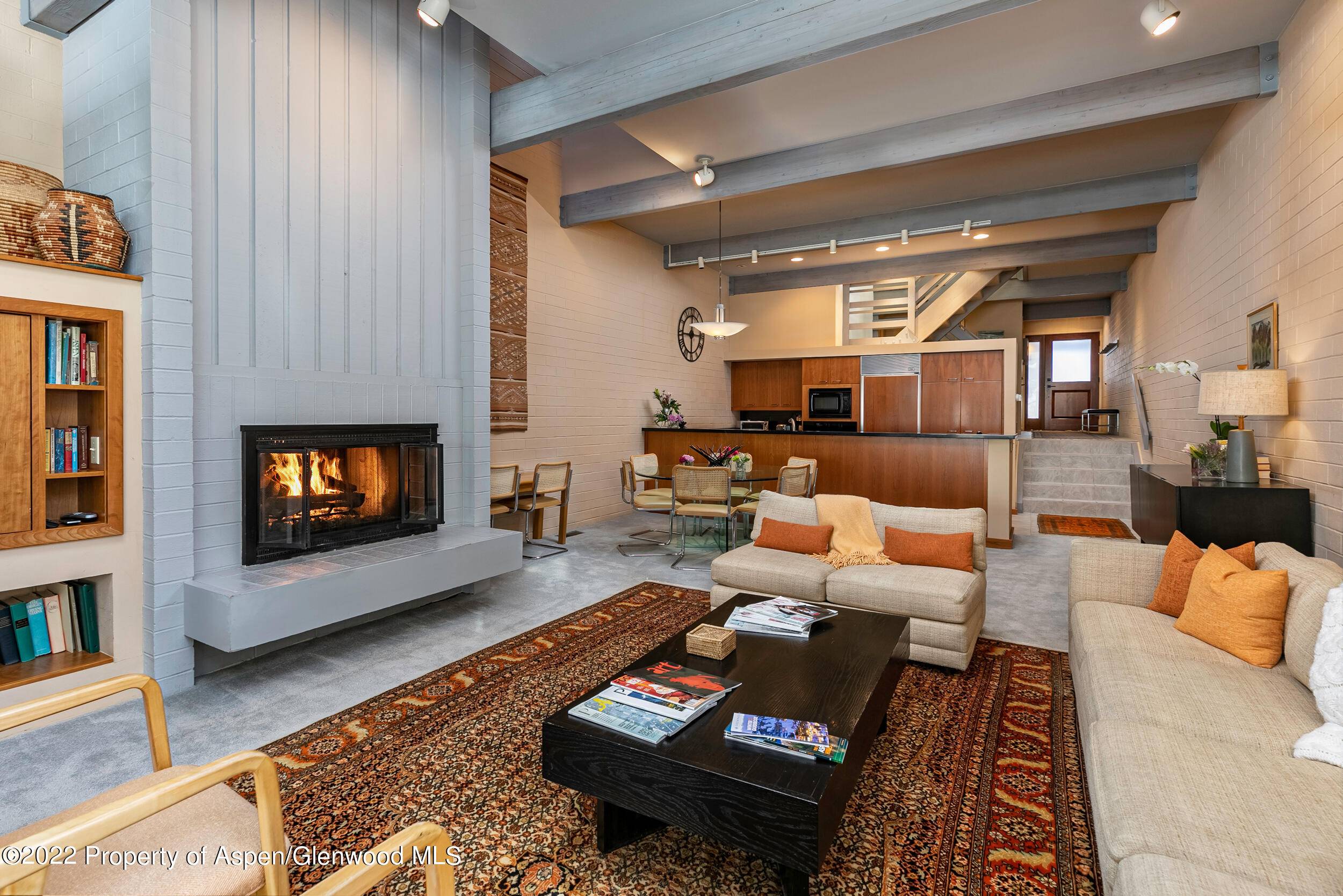 This bright corner Clarendon townhome located in downtown Aspen has the added amenities of a complex pool, hot tub with BBQ area, adjacent to Glory Hole Park.