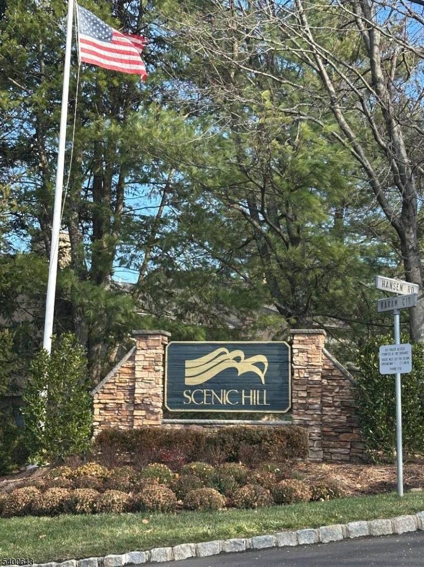 Welcome to 43 Colton Circle, in the beautifully landscaped Scenic Hill community.