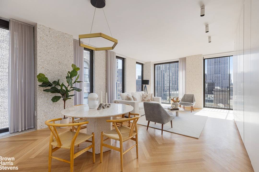 Residence 21D at The Bryant offers a rare opportunity to own a high floor, corner one bedroom with sweeping skyline views and a direct, unobstructed view of the Empire State ...