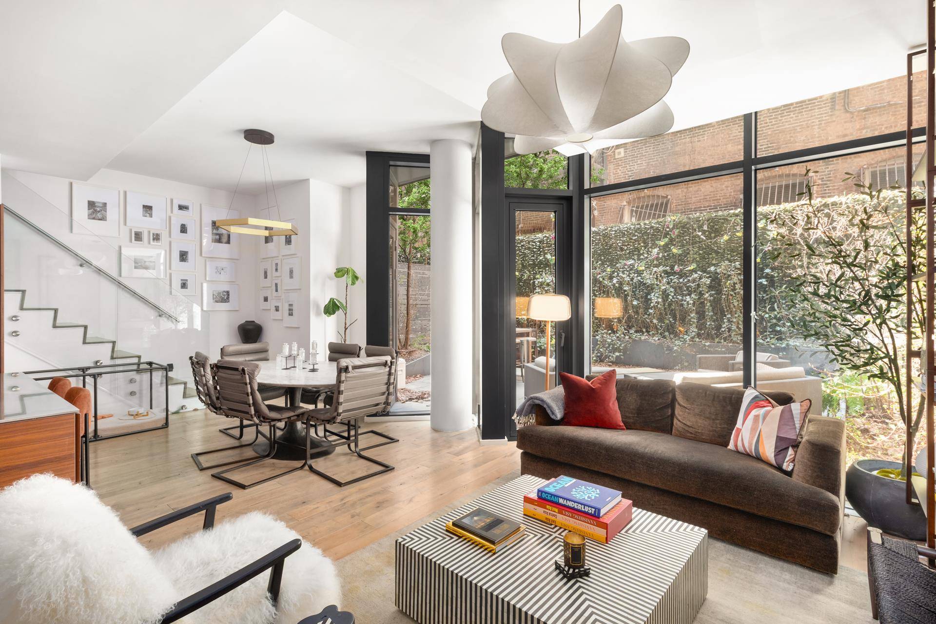 Welcome to Townhouse 2 at 15 Renwick Street !
