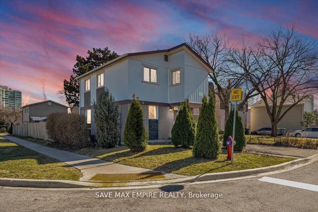 Welcome to your dream home in the heart of Brampton !