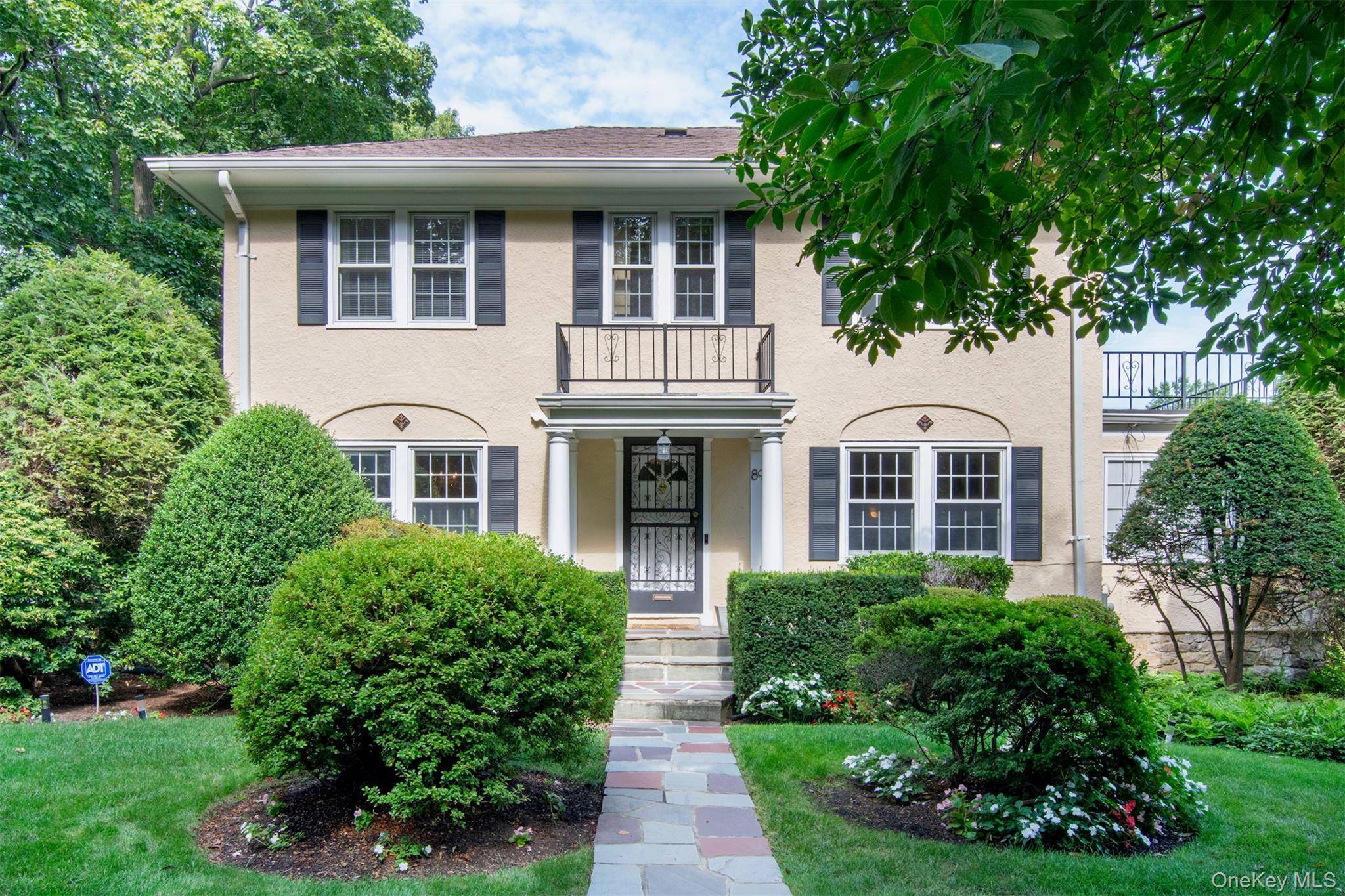Pelham Manor Westchester Address with NYC Property Taxes and Full Access to Pelham School District, Award Winning Schools !