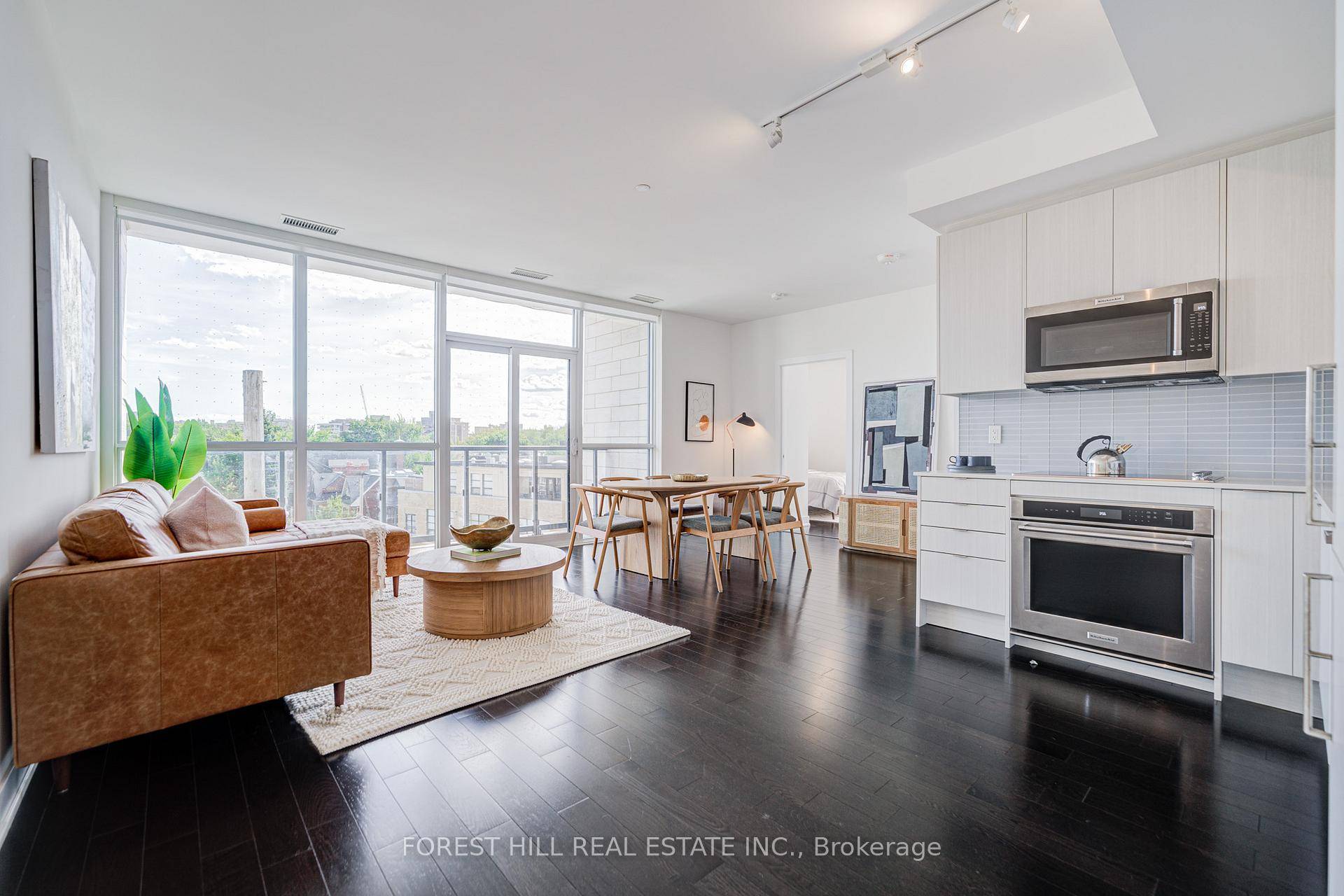 South west facing 3 bedroom residence spanning 1, 201sf plus a private 66sf balcony at AYC Condos which is positioned between two of Toronto's most highly coveted neighbourhoods Yorkville and ...