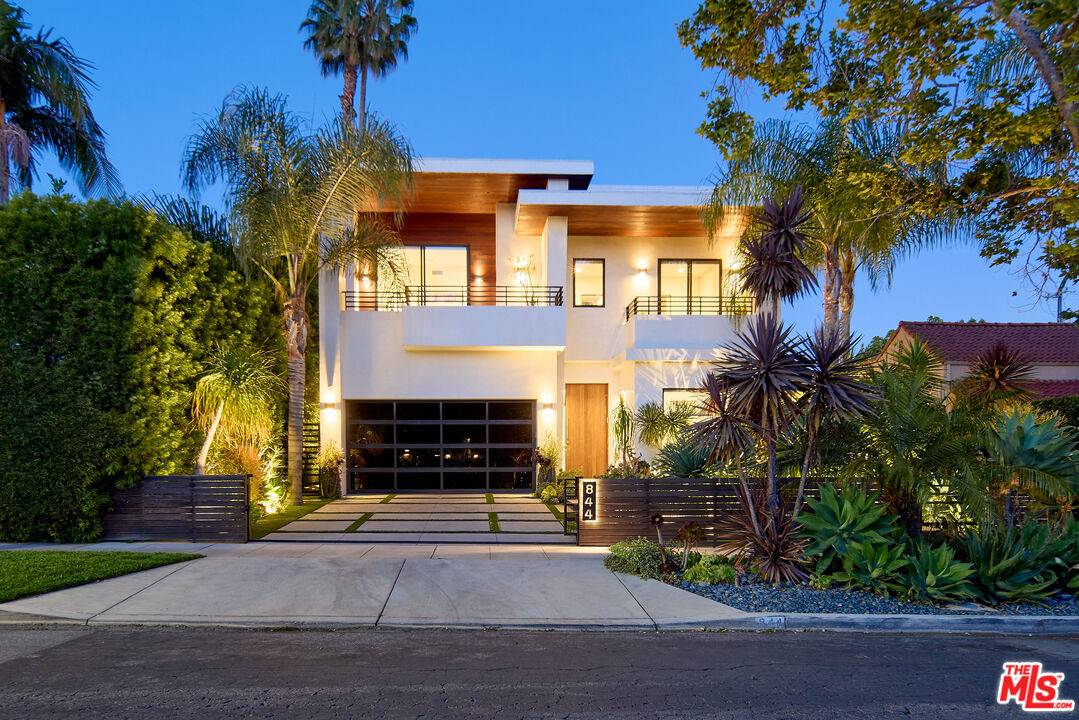 844  N Harper Ave 5BR Hollywood Hills East La