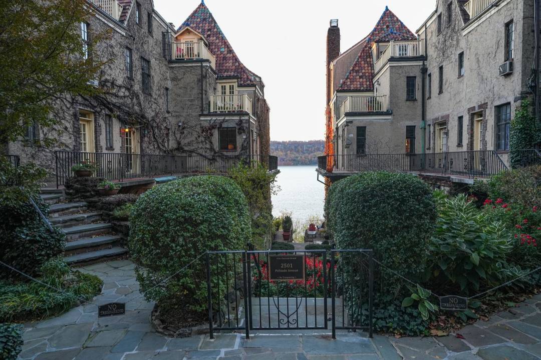 OPEN HOUSES ARE BY APPOINTMENT ONLY There's a reason that Villa Charlotte Bronte is one of the most photographed sites in Riverdale, but once you go behind the gates the ...
