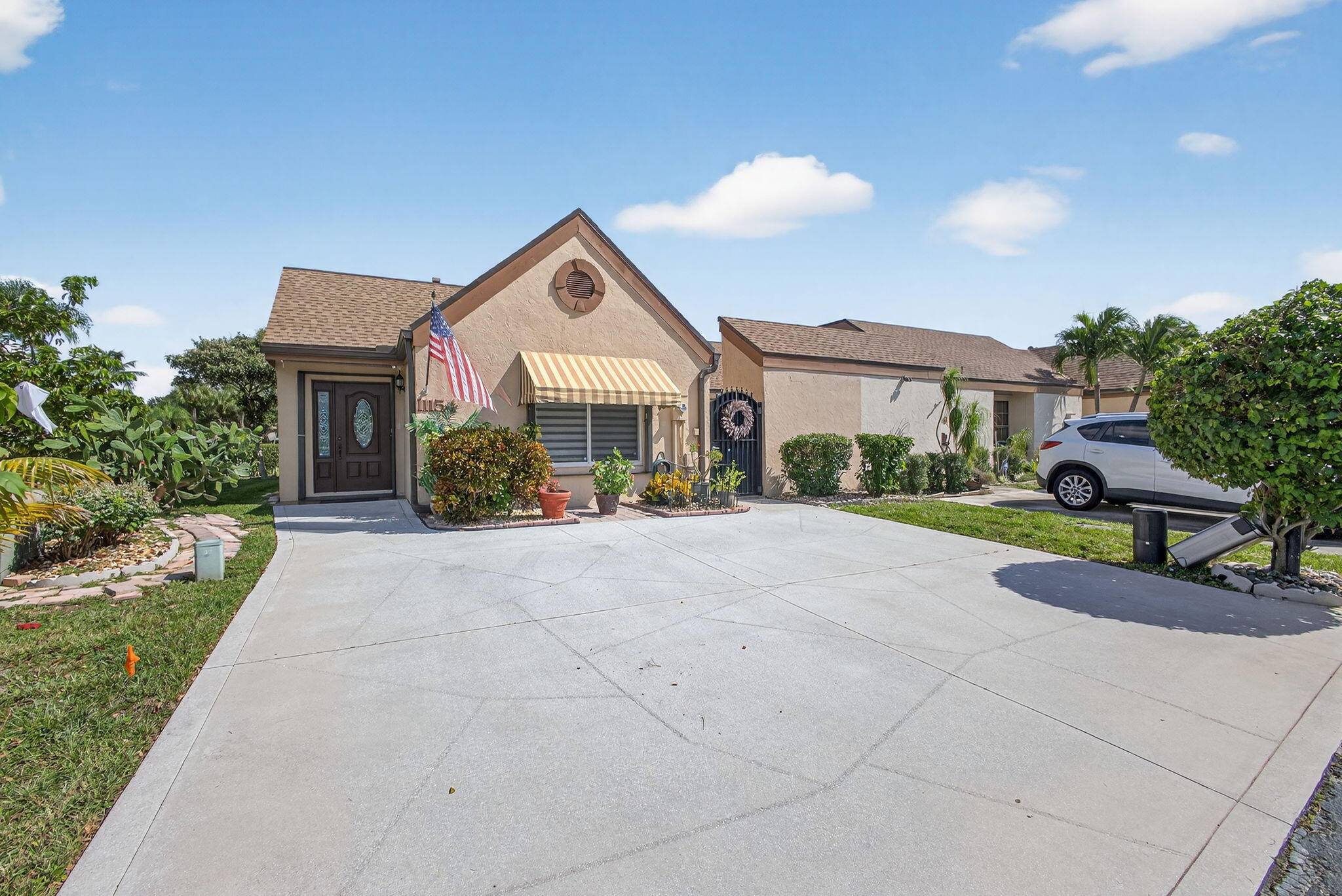 Welcome to 11154 Curry Drive !