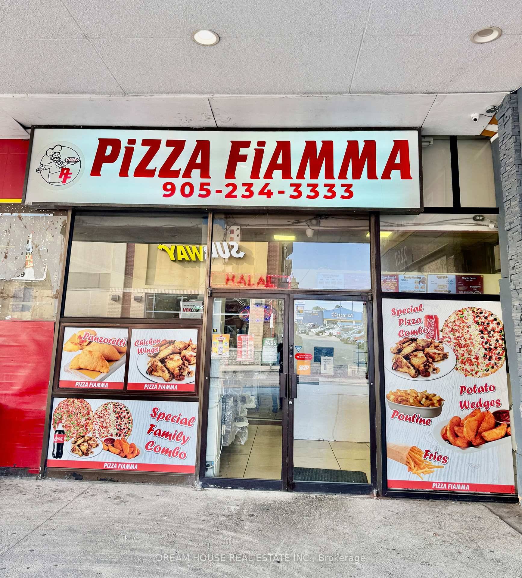 Turnkey Pizza Business in High Traffic Mall Utilities Included !