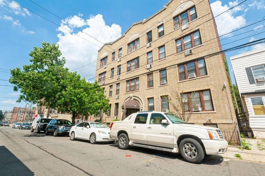 42 VAN WAGENEN AVE Condo New Jersey