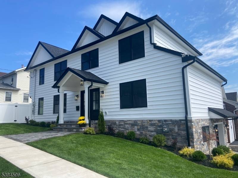 This home is STUNNING ! Open Concept floor plan with all the Extras !