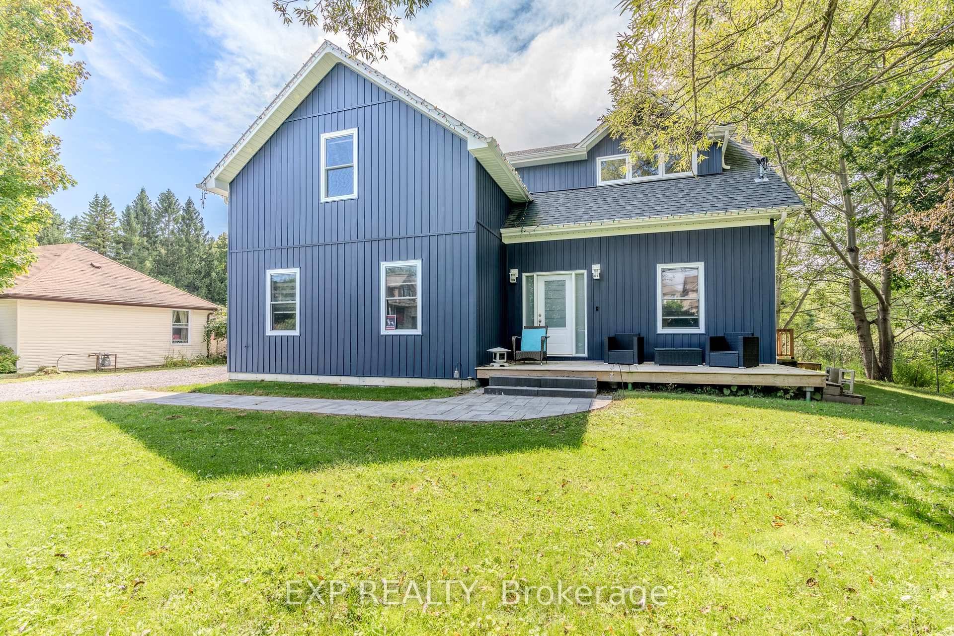 5 reasons you will love this beautiful home ; 1 2700 sq ft Custom Built, 4 Years New, just move in and unpack.