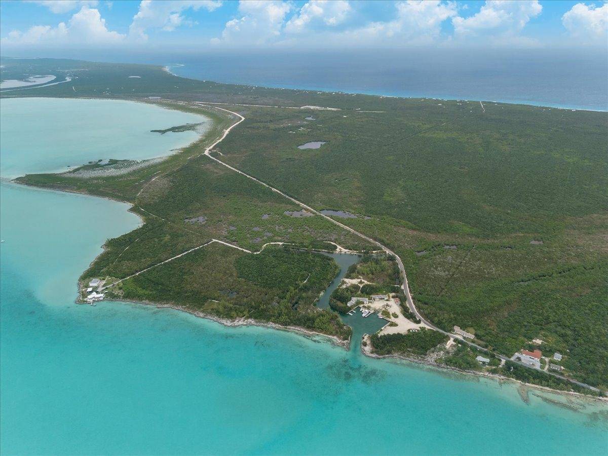 STELLA MARIS ACREAGE & MARINA Long-Island-Bahamas