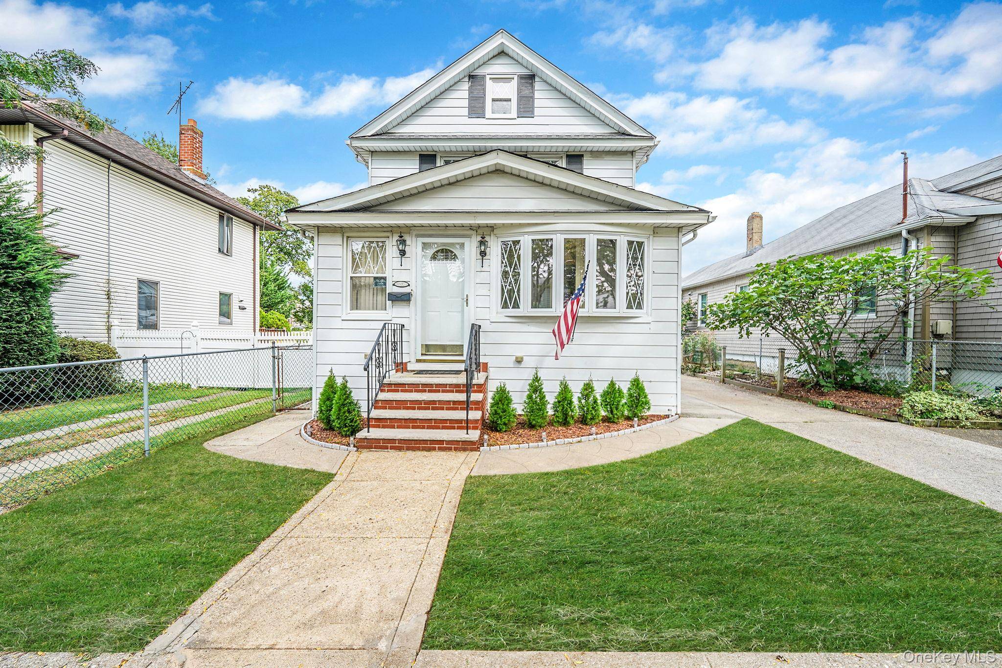 This three bedroom, two bath Colonial on the Queens side of Floral Park has been carefully maintained and thoughtfully updated.