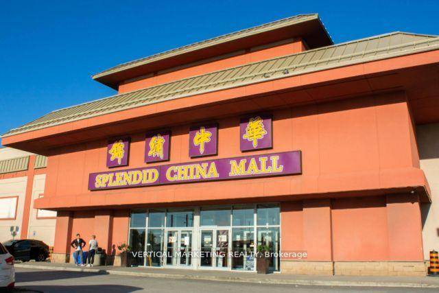 Excellent Exposure Corner Unit in Splendid China Mall.