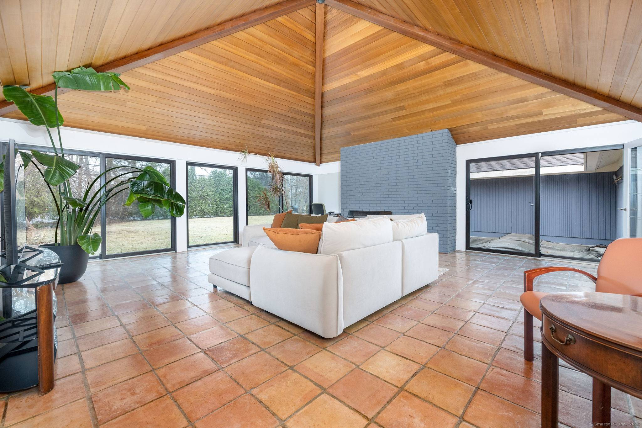 Why wait for vacation to enjoy a fun and exciting home ?