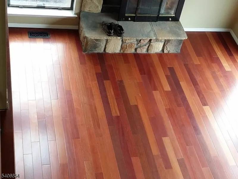 Beautiful 2 Bed plus loft, 2.