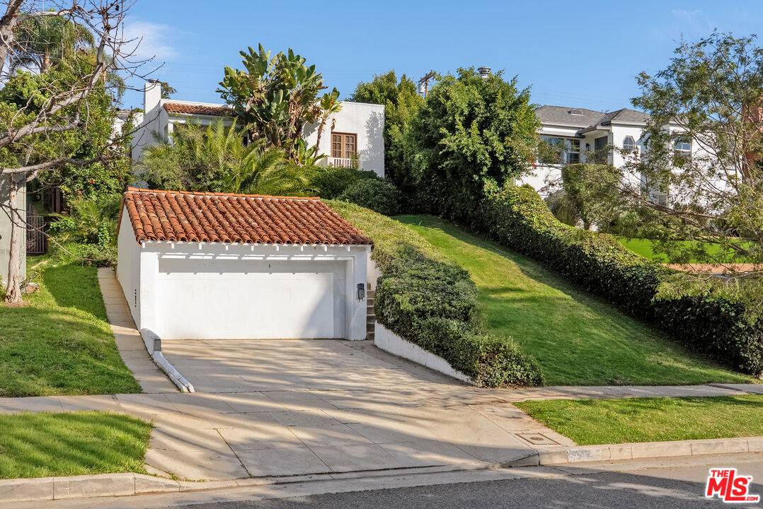 1914   Fairburn Ave 3BR Beverlywood La