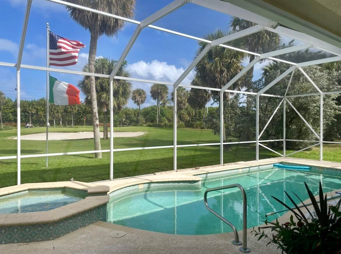 Bring your bathing suit and toothbrush !