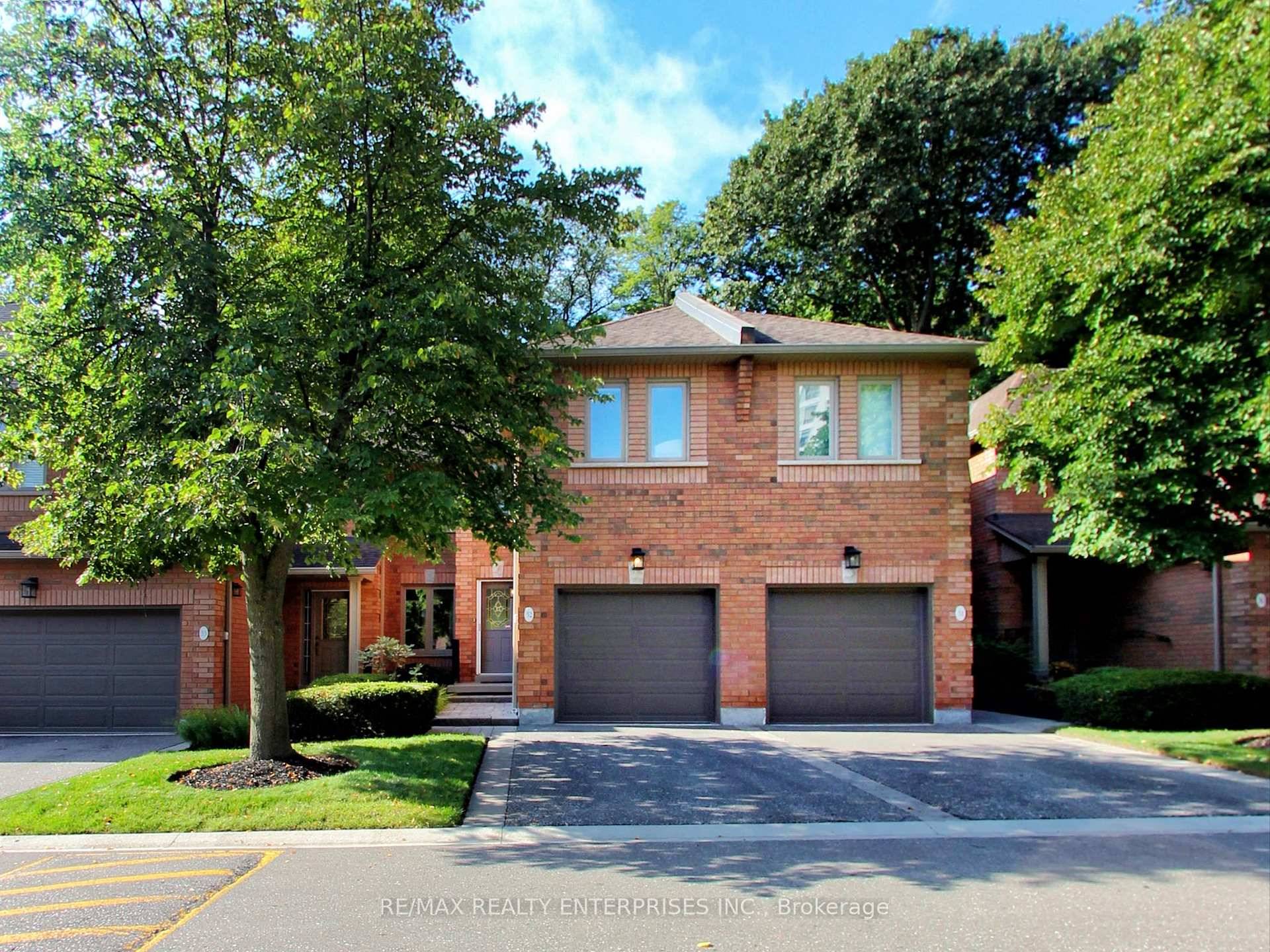 Amazing opportunity in an exclusive complex !