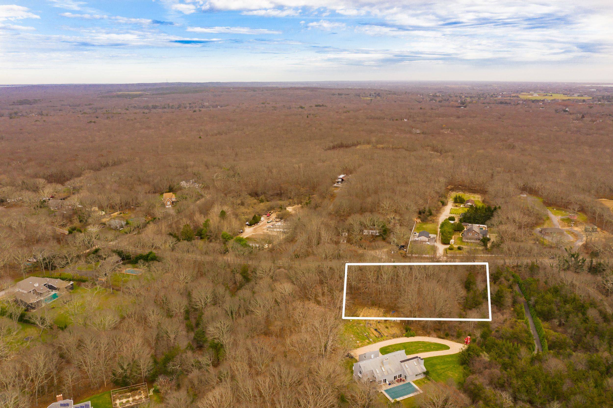 Large Southampton Wooded Lot!