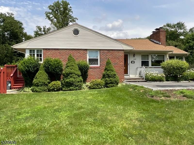 Must see where comfort, style, and entertaining all come together.