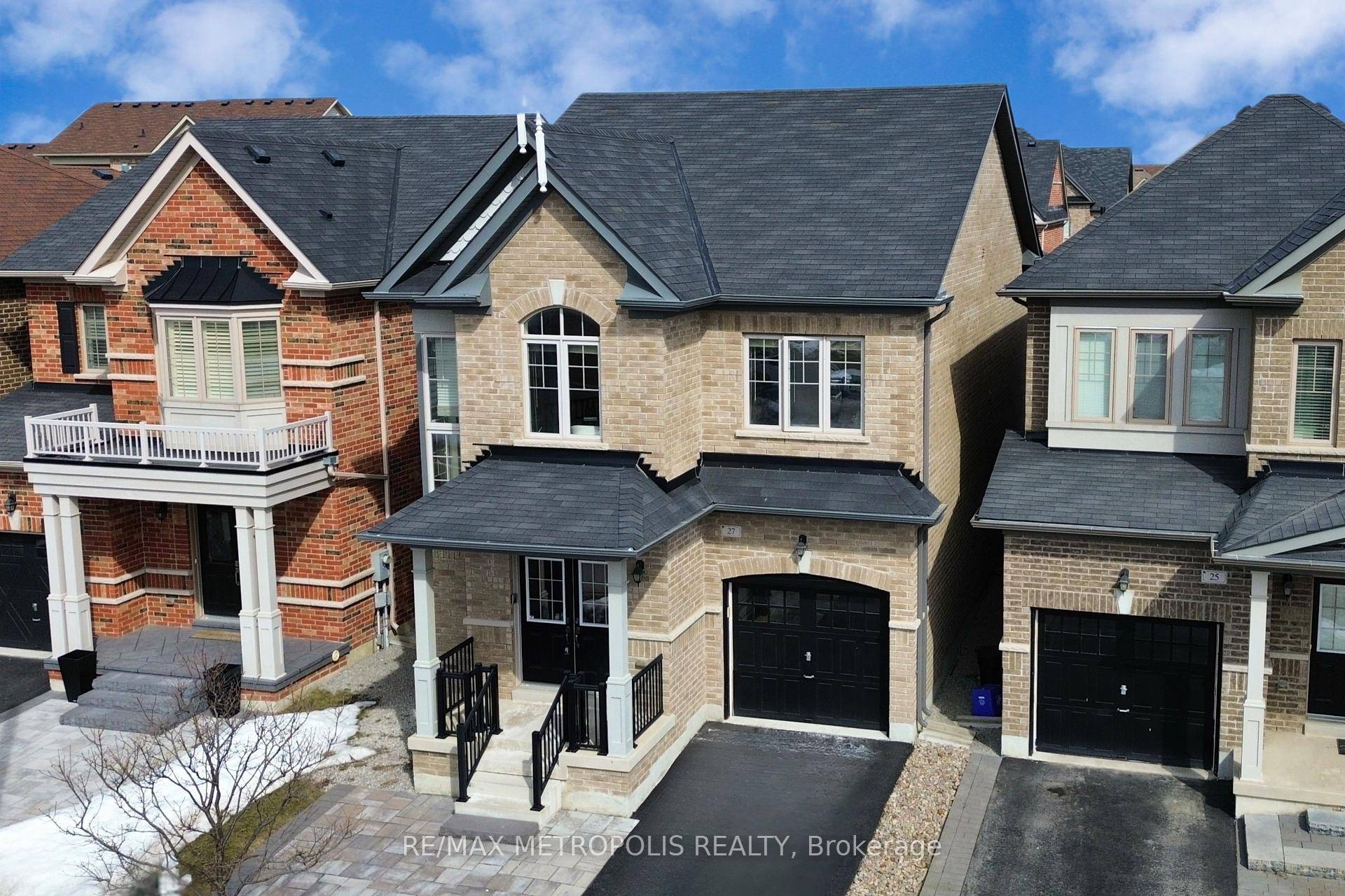 Experience luxury living in this Exquisite 4 bedroom home, meticulously maintained by its original owners, nestled in the coveted Kleinburg neighbourhood.