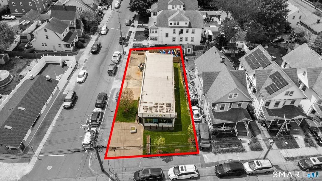 Position your business for success in the desirable Brooklawn neighborhood of Bridgeport.