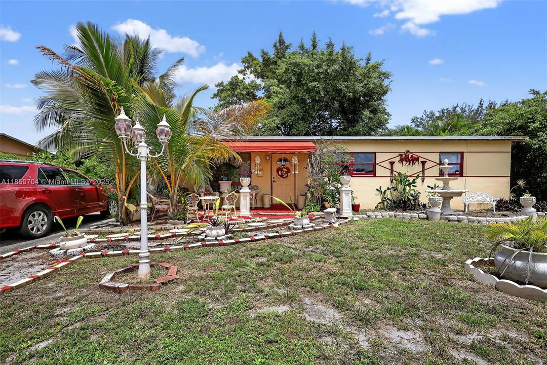 This charming single family 2 bedroom, 1 bath home has tremendous potential and is ready for your personal touch.