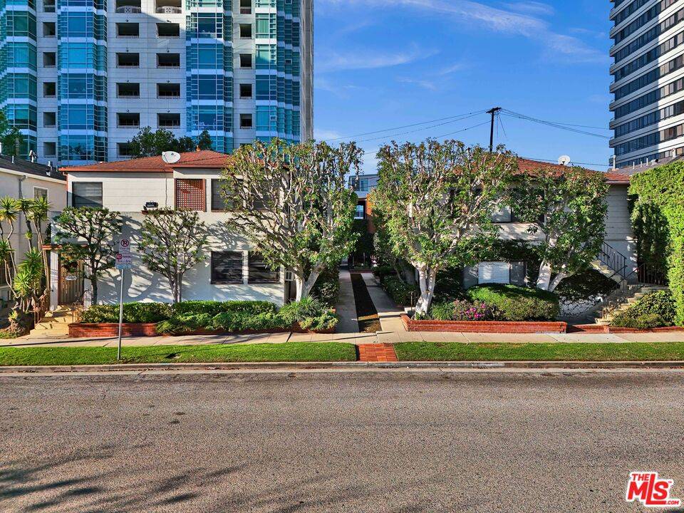 10361   Ashton Ave 5BR Westwood La