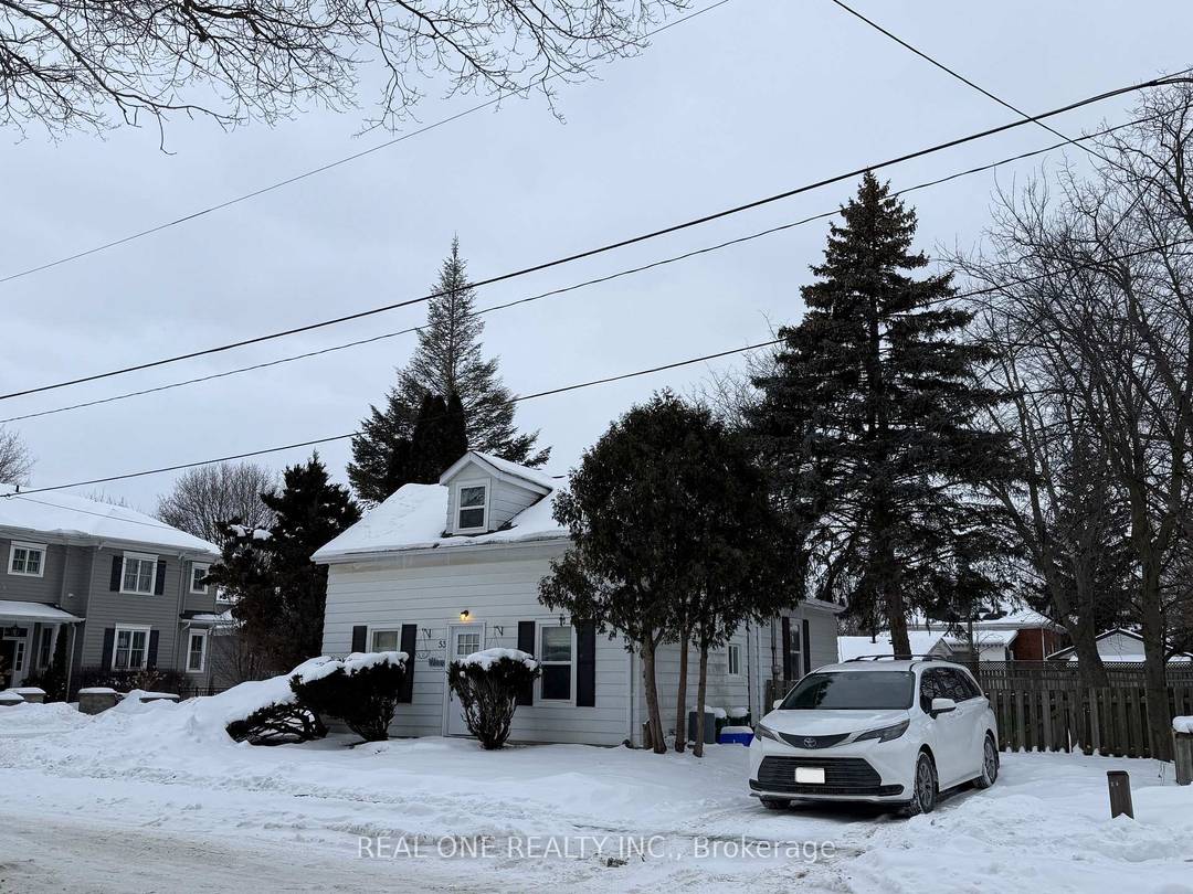 LEAGAL DUPLEX ! ! ! CALLING INVESTORS and RENOVATORS.