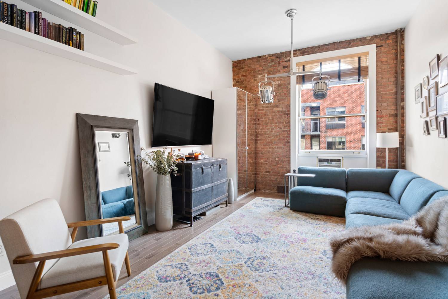 Beautiful loft in prime central downtown location with low maintenance.