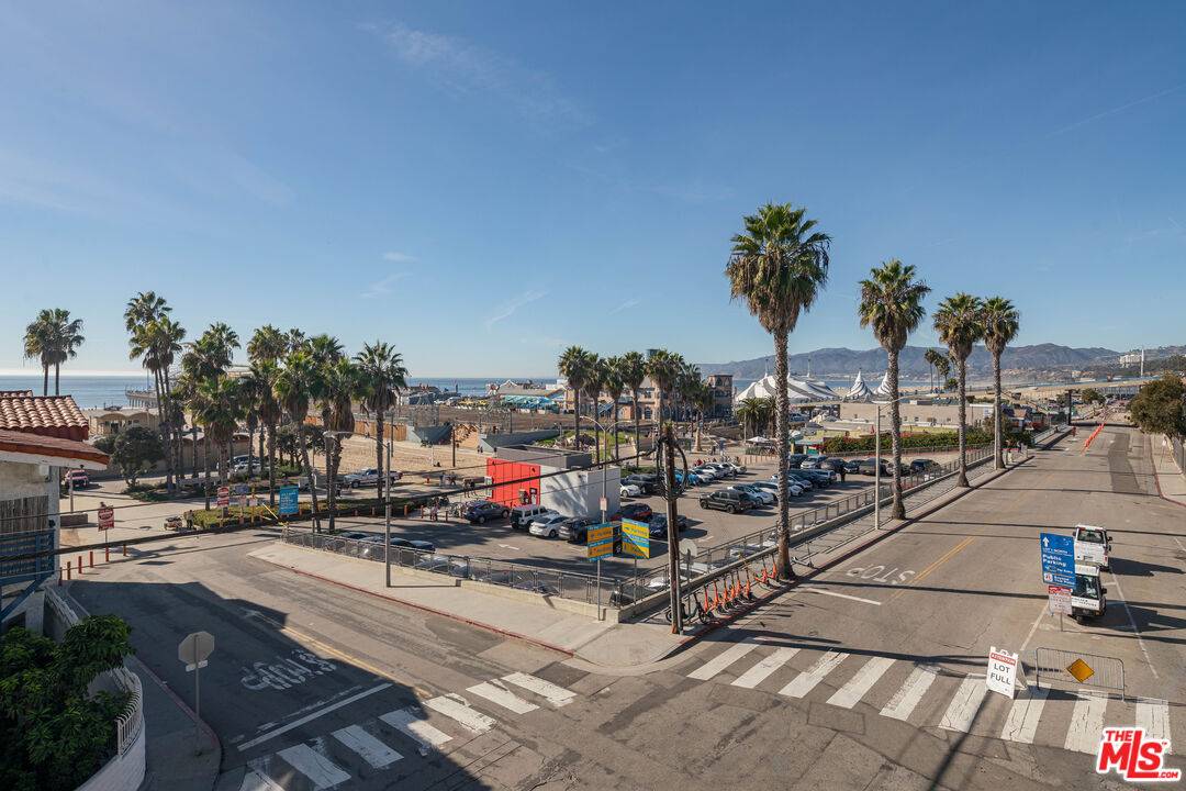 1649   Appian Way 1BR Santa Monica La