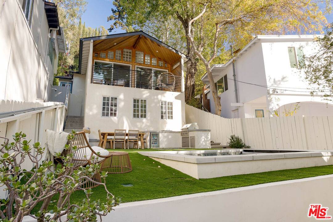 1906  N Beverly Glen Blvd 3BR Bel Air La