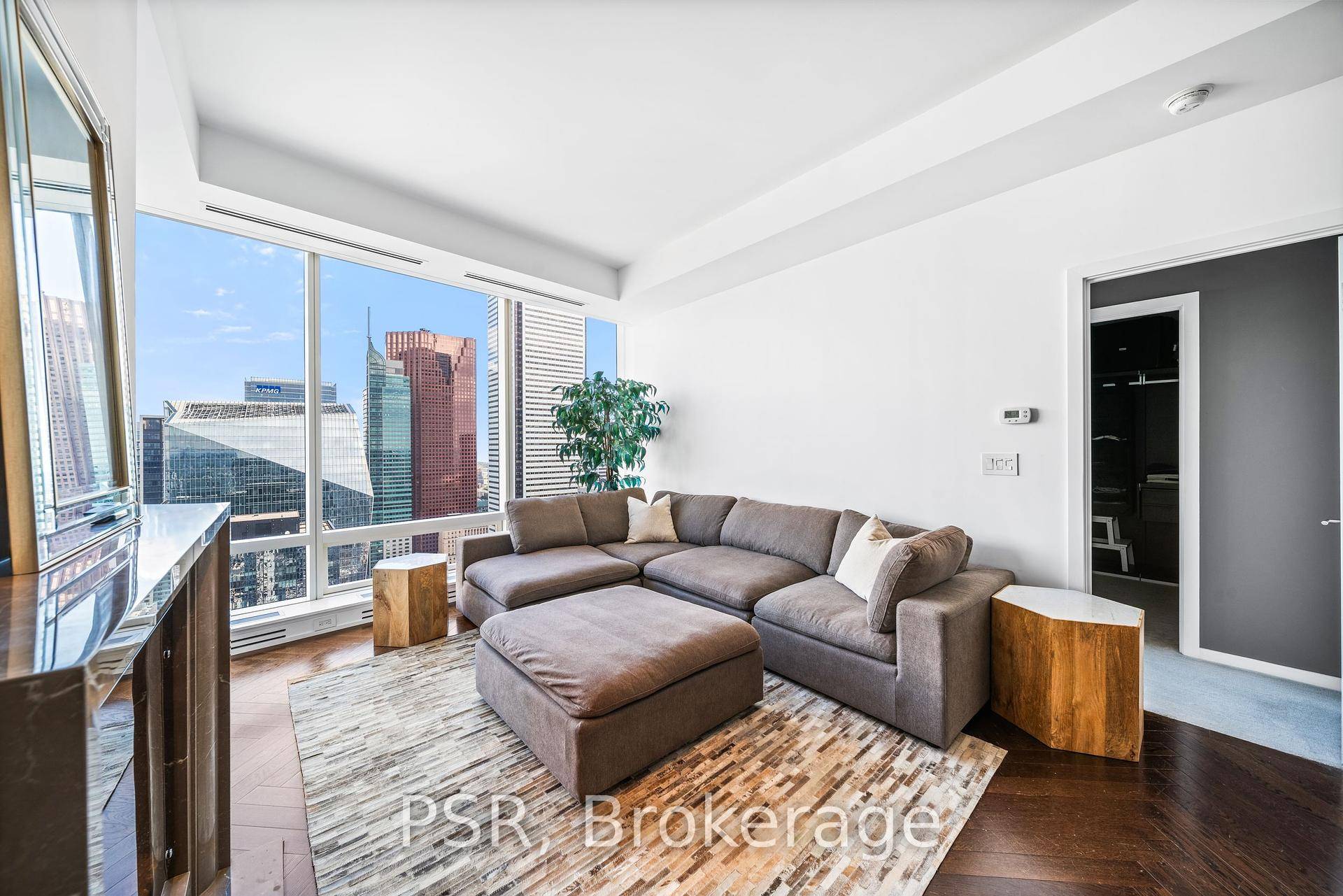 Welcome To The Private Estates At Shangri La Toronto !