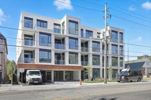 Welcome to Marla on the Park a brand new boutique condominium offering an exclusive living experience with just 28 units across four stylish floors.