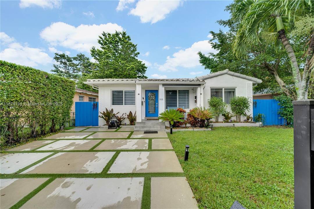 LARGER THAN TAX ROLL ! Fully remodeled 3 bed 3 bath in a prime central location close to top dining, shops, parks, and major roads.