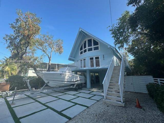 Welcome to your dream retreat in Key Largo !