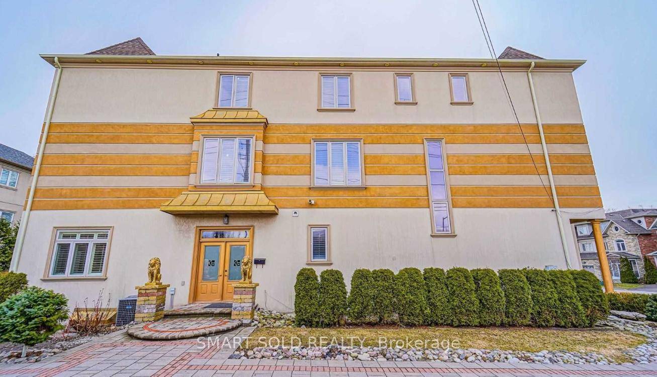 Bright And Fully Furnished Main Floor Three Bedroom Apartment With Private Entrance, In Unit Laundry, And Two Dedicated Parking Spots, Featuring A Practical Open Layout Ideal For A Small Family ...