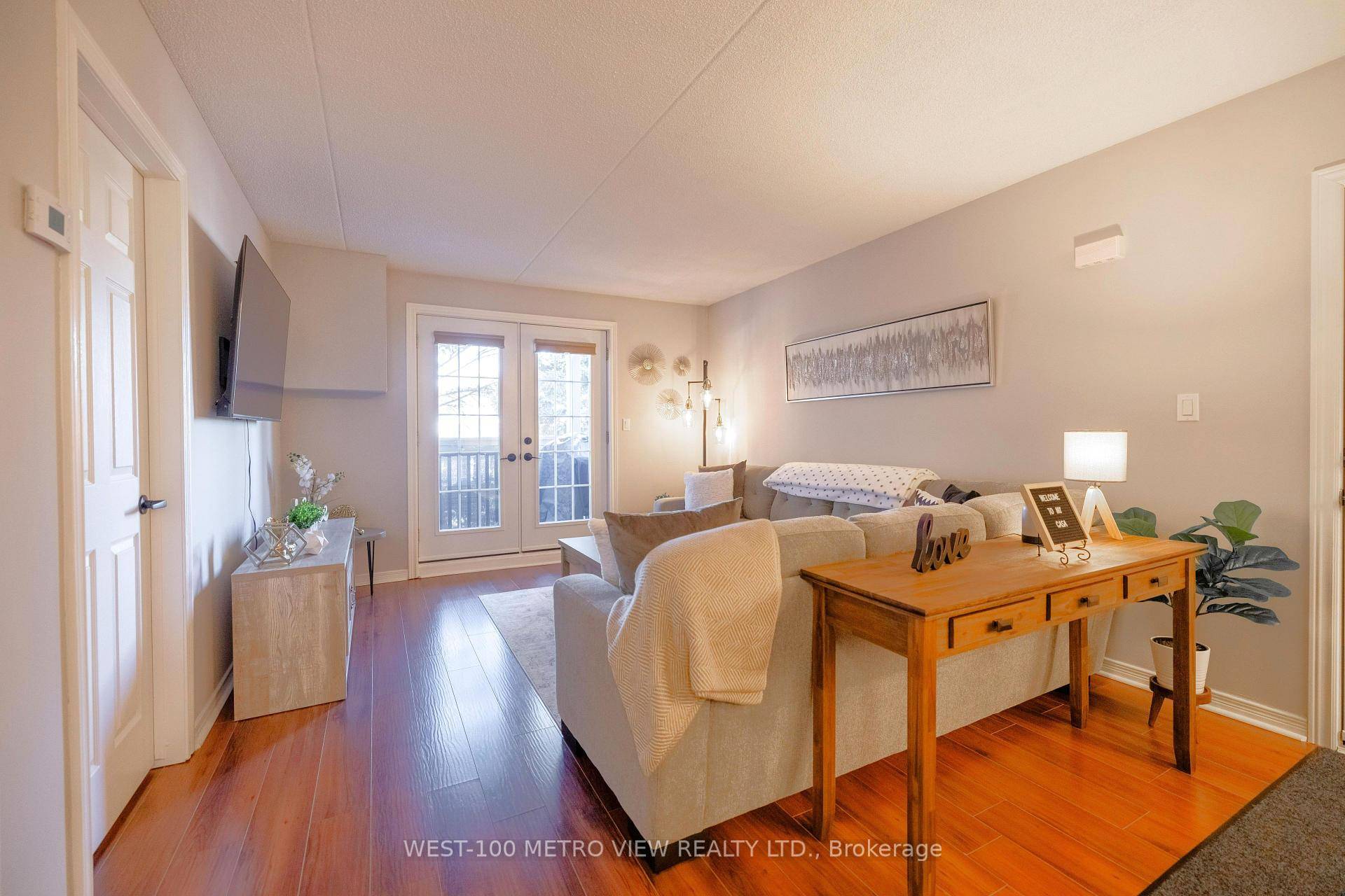 Brilliantly nestled in the sought after Forest Chase community of Burlington, this Spacious A Stunning One Bedroom, One Washroom, turn key treasure offers timeless tranquility and top tier touches !