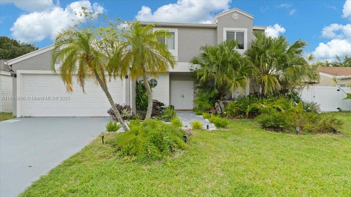 This recently updated single family home offers 3 bedroom, 2.