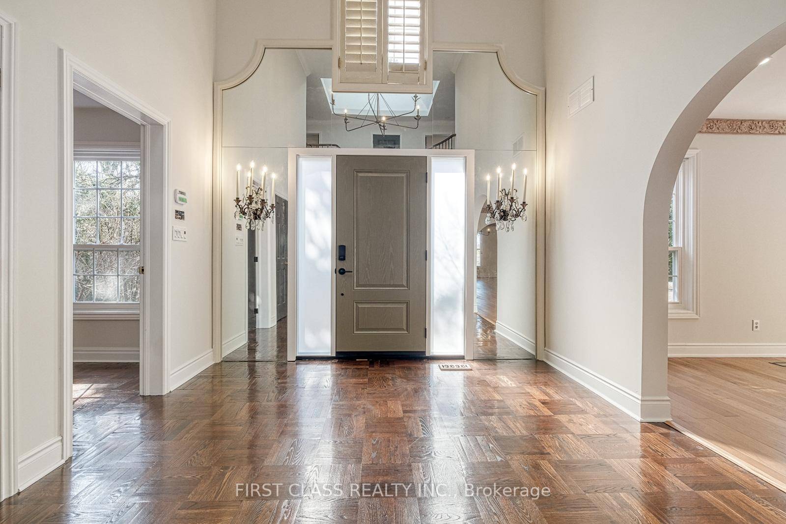 Turning onto prestigious Hoggs Hollow, this two storey home offers sanctuary amongst the trees, yet minutes to Yonge Street and the world class amenities.