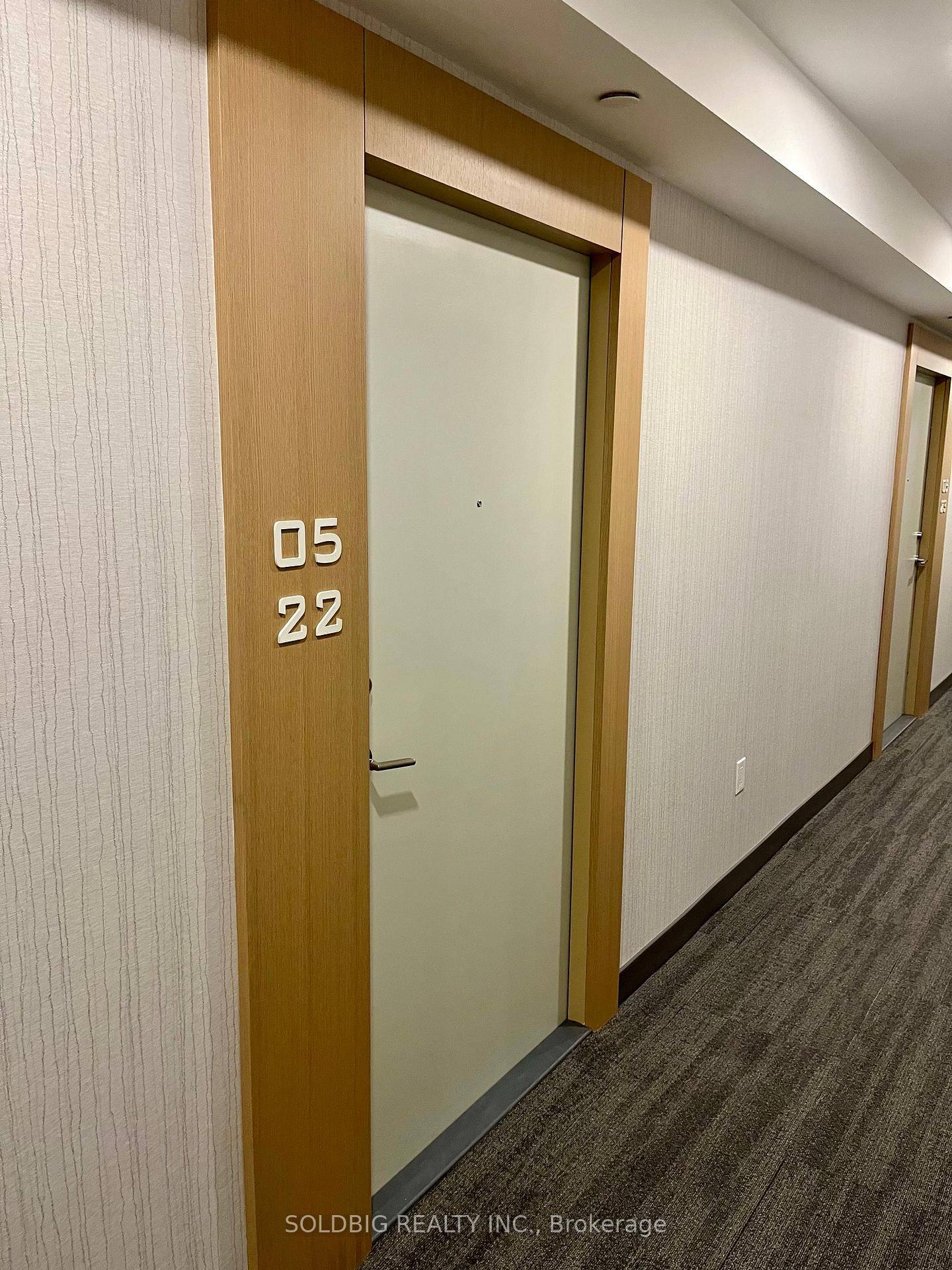 Stunning 2 bedroom 2 Bath.