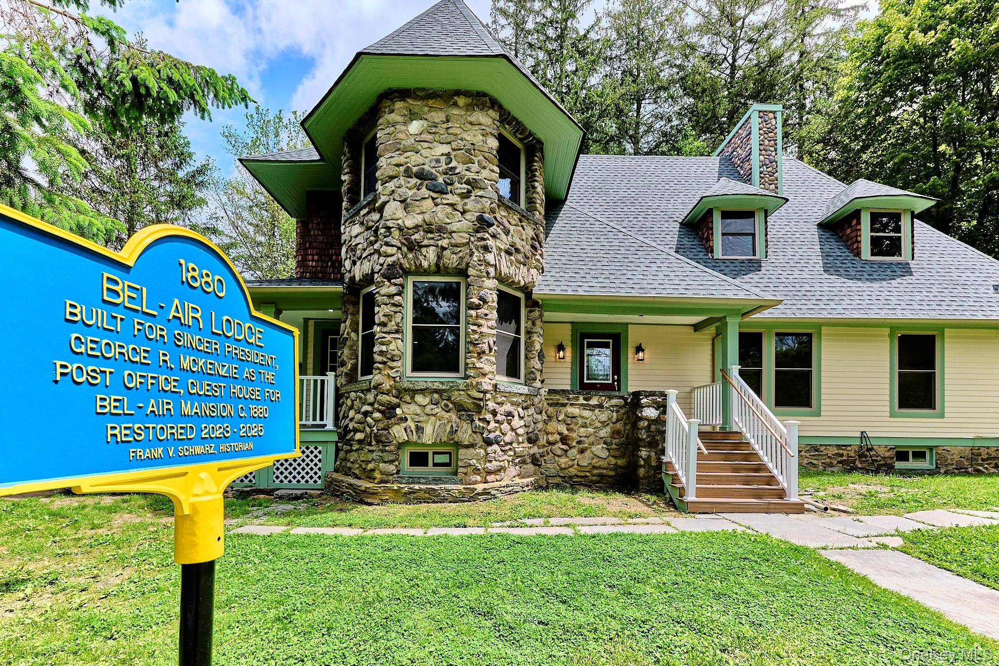 Step into history with this truly distinctive property The Bel Air Lodge.